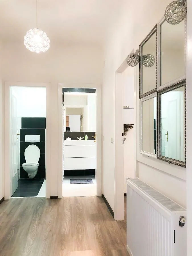 Apartment Lara Vienna 0*,  Austria